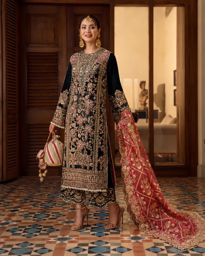 Sahiba Elara Embroidered Set